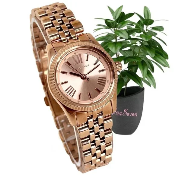 Michael Kors | Accessories | Nwt Michael Kors Lexington  display picture 3